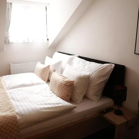 Guest house Penzion Golden Crown